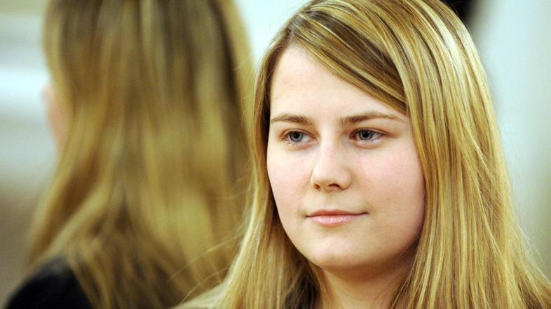 Priklopil je bil po besedah njegovega prijatelja zaradi velikega nosu zelo nesam