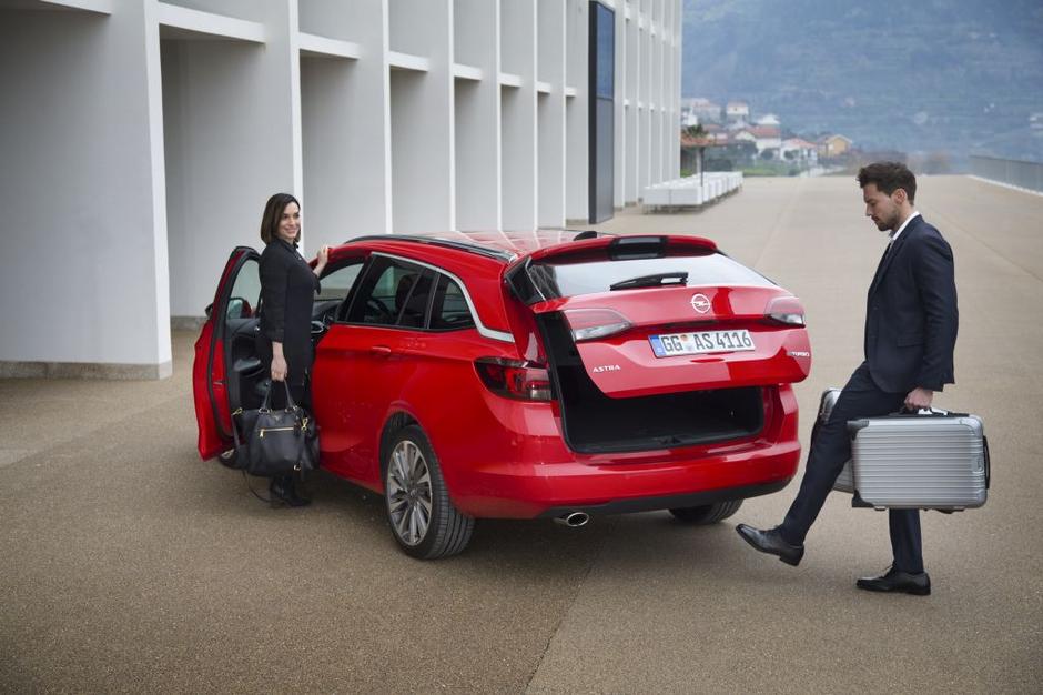 Opel astra sports tourer | Avtor: Opel