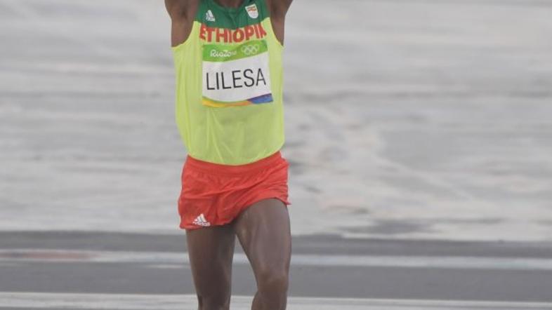 Feyisa Lilesa 