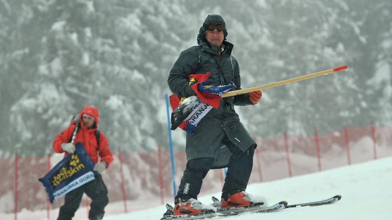 Zlata lisica Kranjska Gora delavci proga priprava 