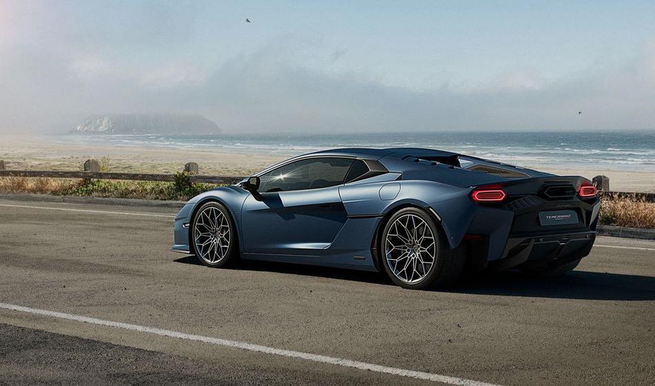 Policisti dobili najnovejšega lamborghinija