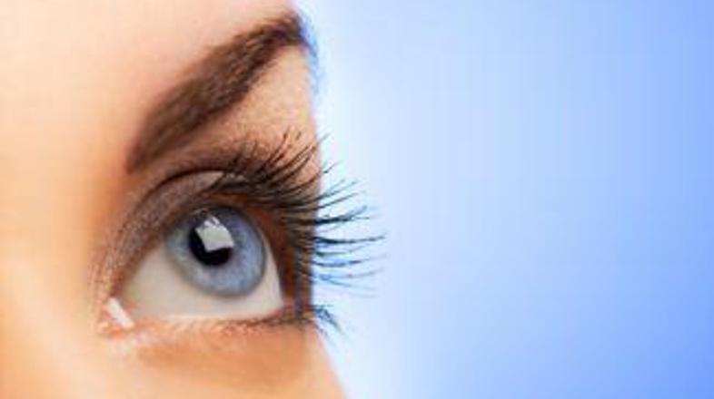 Laserska korekcija dioptrije traja le nekaj minut.