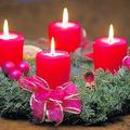 Adventni čas najbolj ponazarja adventni venček. (Foto: Shutterstock)
