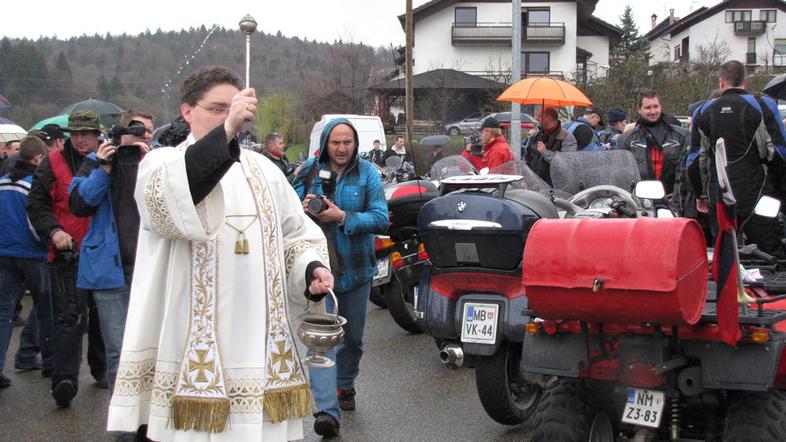 Mirna peč motoristi