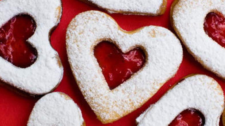 V obliki srčkov ali rožic ... teknejo vsi.