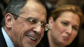 Ruski zunanji minister Lavrov v primeru neuspeha pogajanj o ščitu grozi z novo e