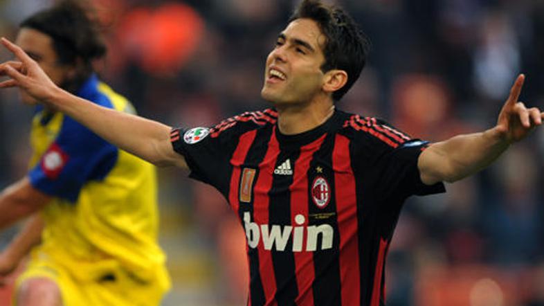 Kaká je še enkrat zagotovil, da ne bo zapustil Milana.