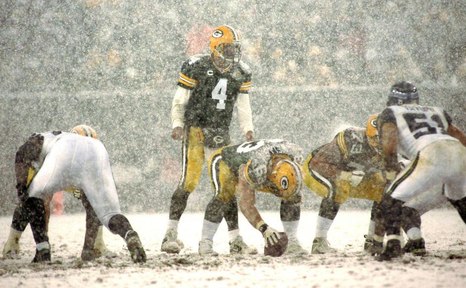 Brett Favre kariera presek 2008: V močnem sneženju Lambeau Field, 17 let Favrove