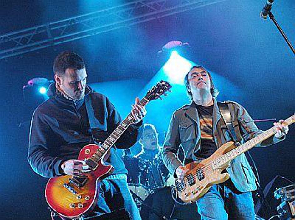 Siddharta je prvi studijski album Id posnela leta 1999, sledili so še trije.