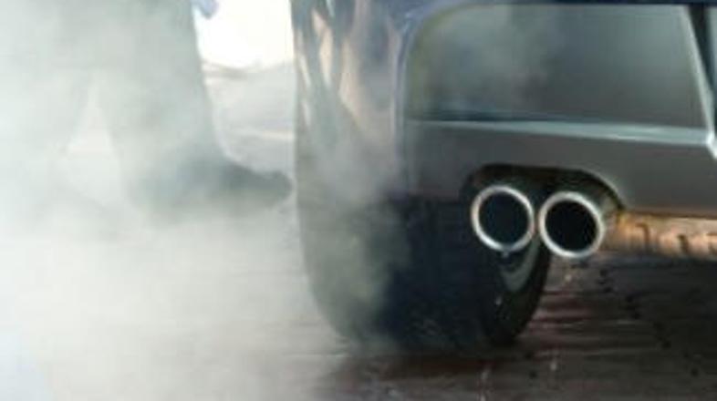 Bolj kot denar pa mene skrbi varovanje podatkov. Po ugraditvi t.i. GPS-ov v  voz