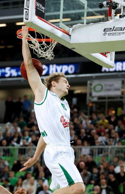 Union Olimpija Mapooro Cantu Evroliga Blažič zabijanje