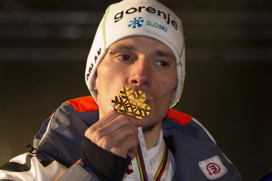 kranjec svetovni prvak kolajna vikersund