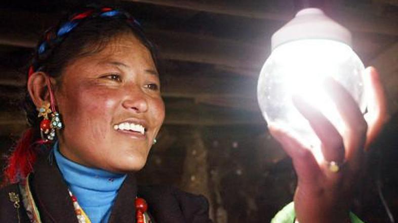 K energetski varčnosti, h kateri spodbuja Peking, so se zavezali tudi v najvišje