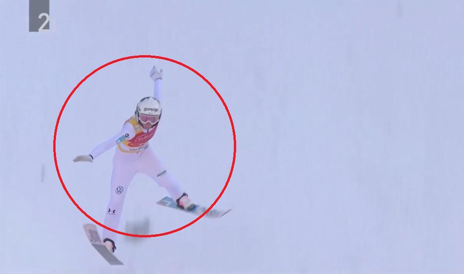 Drama Nike Prevc pri več kot 200 metrih