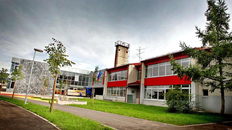 Po OŠ Kašelj MOL od leta 2011 načrtuje še šest prizidkov k OŠ, skupaj z dvema pr