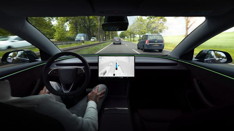 Tesla supervised FSD