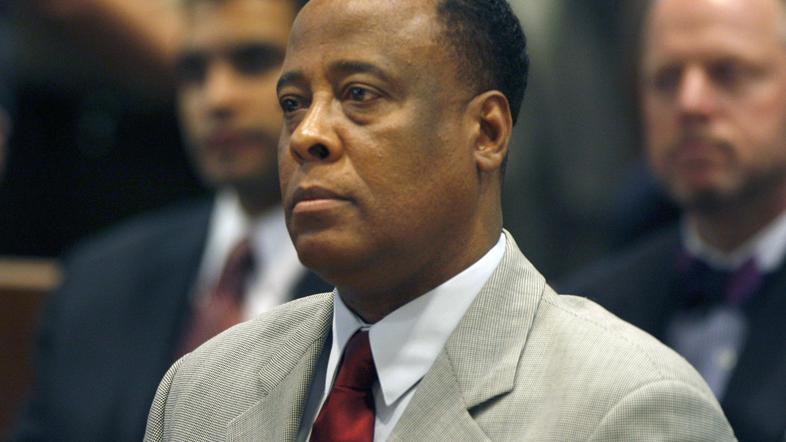 Murrayjevi zagovorniki nameravajo prepričevati poroto, da se je Jackson sam spra