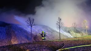 Požar na deponiji v Puconcih