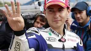 Bo Jorge Lorenzo tudi po dirki veselo mahal s štirimi prsti? (Foto: Reuters)