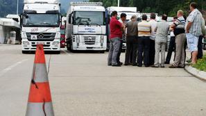 prevozniki, karavanke, zapora