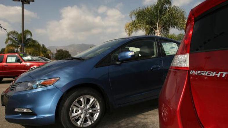 Japonski proizvajalci avtomobilov že močno občutijo gospodarsko krizo.