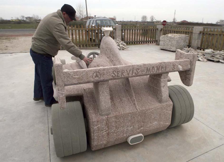 kamnita formula mclaren mercedes albanija