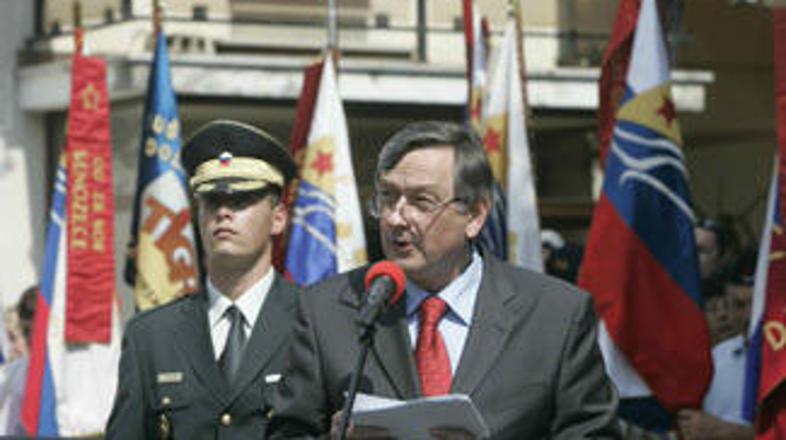 Po besedah predsednika države ne smemo pozabiti, da smo bili Slovenci med prvimi