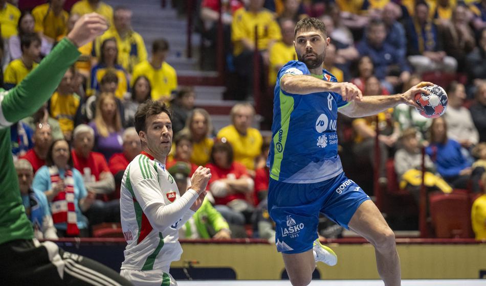 Slovenija z zmago nad sosedi naredila korak k polfinalu