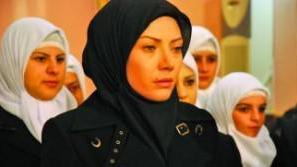 Sirijska igralka Sulafa Mimar v nadaljevanki igra Laylo.
