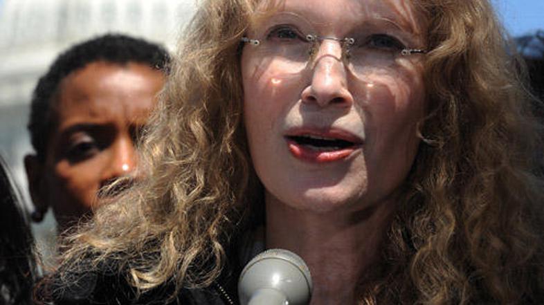 Mia Farrow je v zadnjem letu izgubila tri sorodnike.