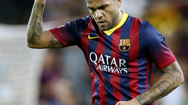 sport 17.02.14. Dani Alves, nogometas Barcelone, Barcelona's Dani Alves celebrat