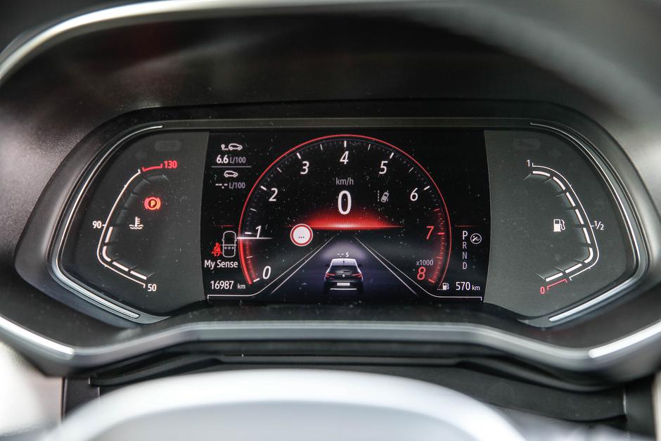 Renault Clio Initiale | Avtor: Saša Despot