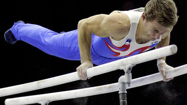 Mitja_Petkovsek_Action_030308b - main