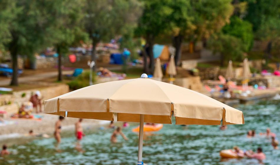 Še ena hrvaška plaža pod drobnogledom zaradi nevarnih bakterij