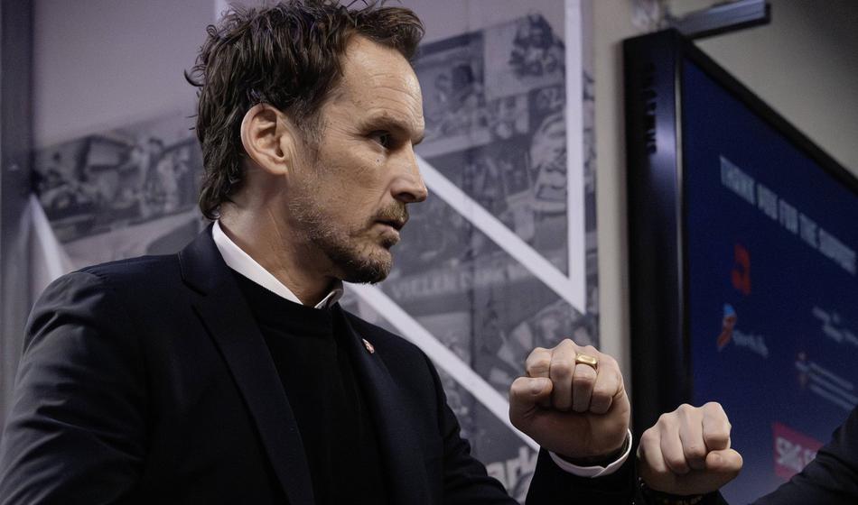 Odstranjen, ker je ponaredil potrdilo o covidu-19