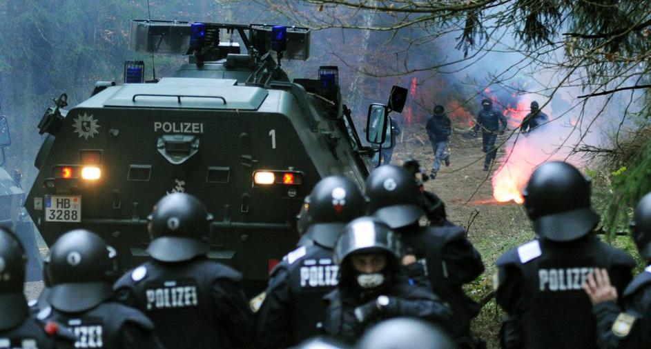 Aretacija protestnikov v Nemčiji