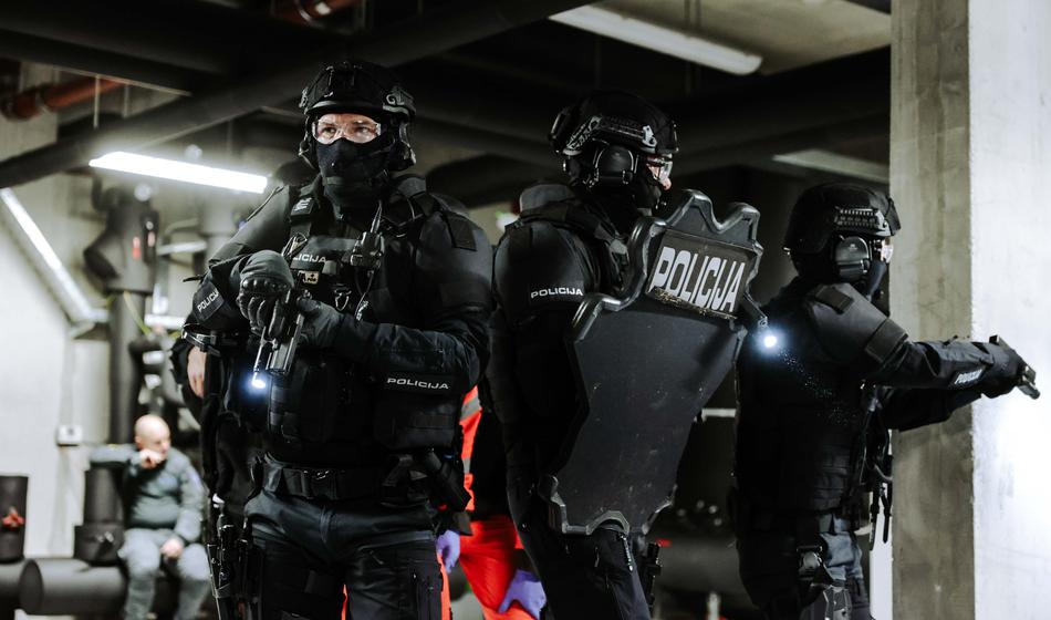 Drama na Štajerskem: Milijonska nakazila, hiše preiskave in osem osumljenih