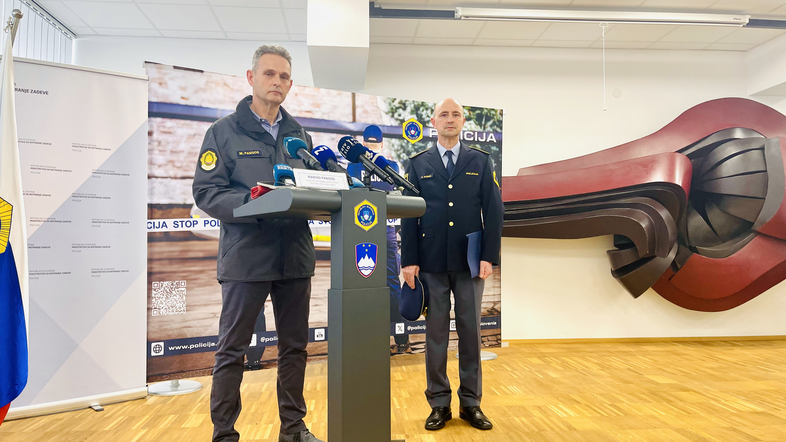 Marino Pangos, Dean Božnik