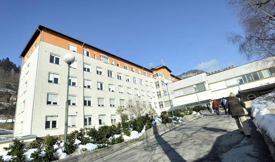 Hotela je veliko družino, a po operaciji slepiča ne more več naravno zanositi