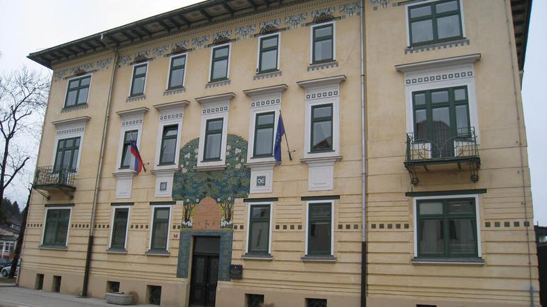 V radovljiški upravni enoti so lani v zakonitem roku rešili 99 odstotkov vseh pr