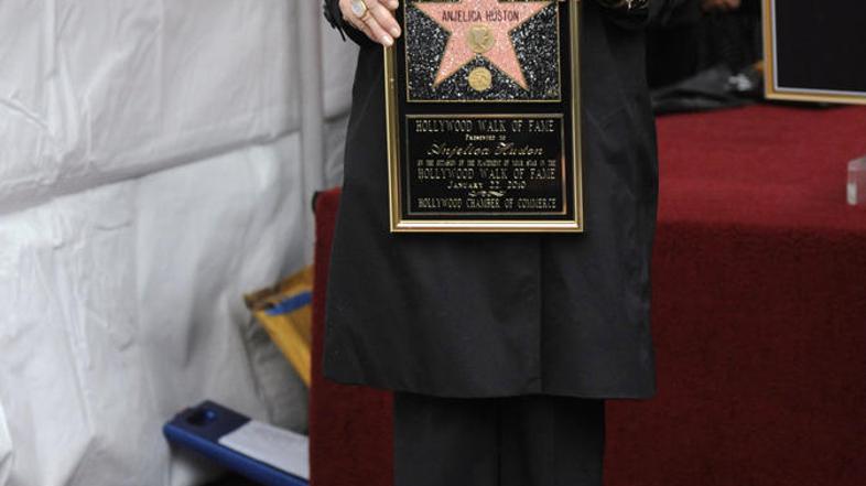 Anjelica Huston je hčerka legendarnega režiserja John Hustona. (Foto: Reuters)