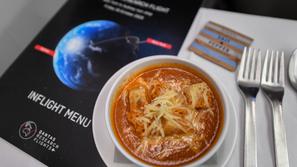 Qantas najdaljši polet letalo boeing