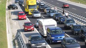 Kolone na avtocesti Ptuj