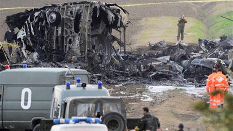 Letalo je po strmoglavljenju zgorelo. (Foto: AP)