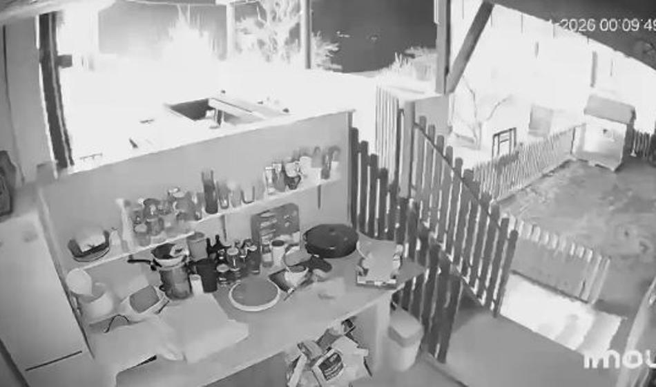 Video iz Slovenije: »Sosedova pirotehnika je priletela naravnost v nas«