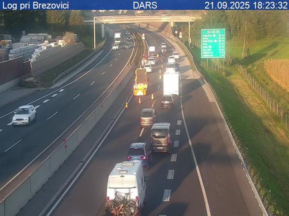 Prometna nesreča, zastoj na primorski avtocesti