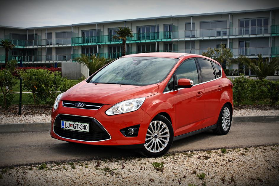 Ford C-max titanium 1,6 EcoBoost (110kW)