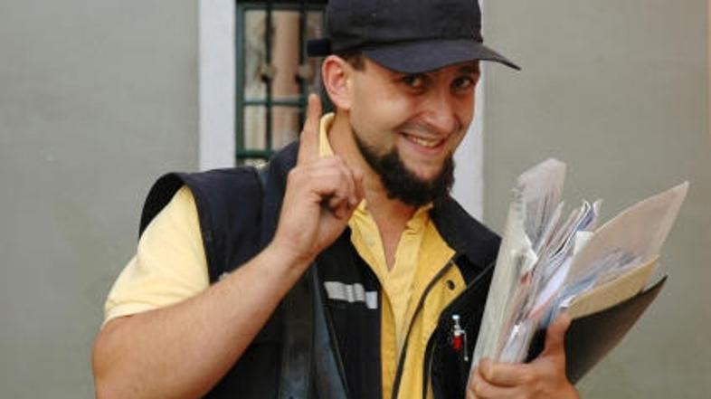 Poštni delavci žugajo vladi s protesti, če jim bo ta odrekla dobiček, ki so jim 