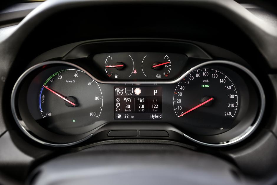 Opel Grandland X Hybrid4 | Avtor: Saša Despot