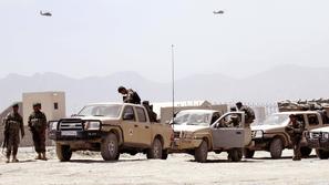 Afganistanska vojska je po napadu postavila dodatno varovanje v okolici vojaške 